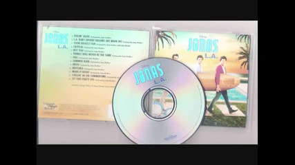 04 - Jonas Brothers - Critical 