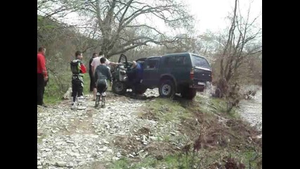 На път за Синия вир,медвен 15.04.2012