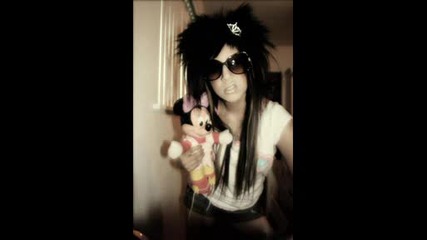 Scene : ))
