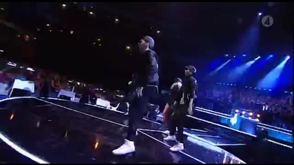 Eric Saade feat Dev - Hotter than fire (live fotbollsgalan 2011)