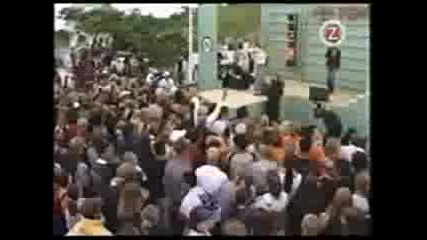 Robyn - Live. Show Me Love