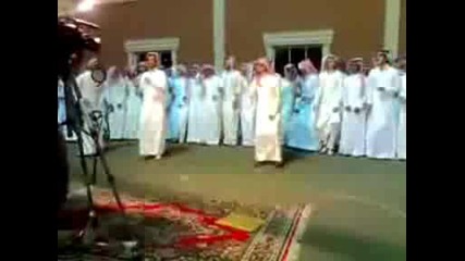 Араби танцуват като Майкъл Джексън - Michael Jackson - Smooth Criminal ( Saudi Dancing )