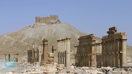 Islamic State Photos Purport to Show Unharmed Palmyra Ruins