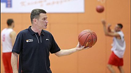 Георги Младенов: Оставам, няма нищо страшно; всеки мач беше школа
