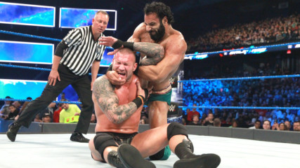 Ранди Ортън срещу Джиндър Махал: WWE Backlash 2017 (WWE Network