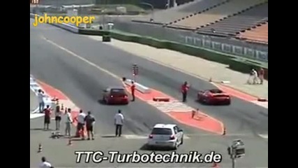 Golf се Подиграва Лошо с Ferrari 