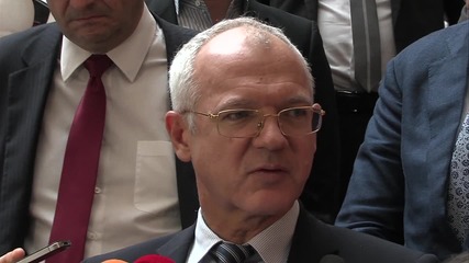 Васил Велев: С един ход цената на тока за бизнеса може да бъде намалена