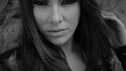 Nayer - Suave (kiss Me) ft. Pitbull, Mohombi