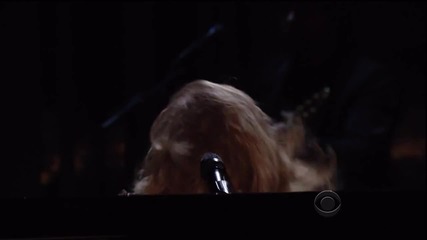 Превод - Taylor Swift - All Too Well - 2014 Grammy Awards (hd)