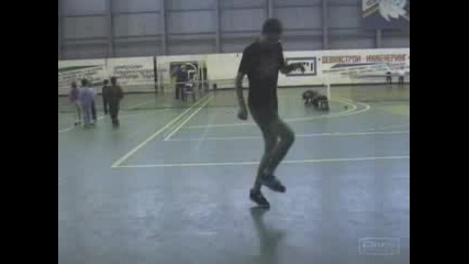 Helovesthefootbag