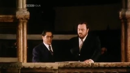 Panis angelicus - Luciano and Fernando Pavarotti - Превод