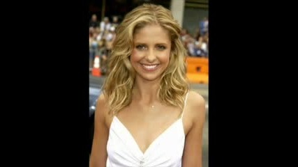 Sarah Michelle Gellar - Whine Up