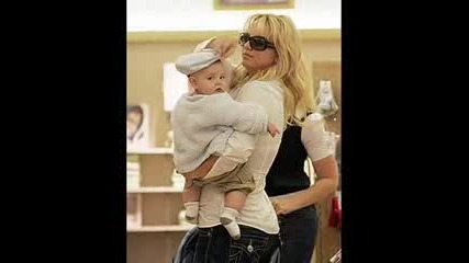 Britney Spears вече съм голяма снимки част 9 от (24 до 25 години)