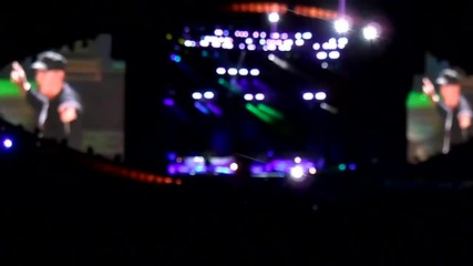 Eminem - W.t.p. and Kill You (live @ Yankee Stadium) 