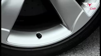 Audi S8 (2012) на писта - 520 конски сили в действие..