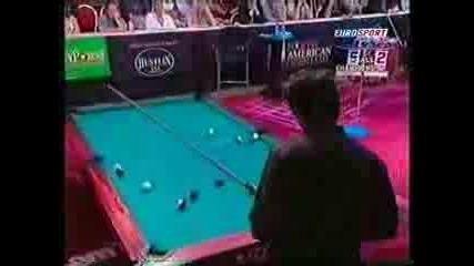 Ronnie O Sullivan playing 8 ball