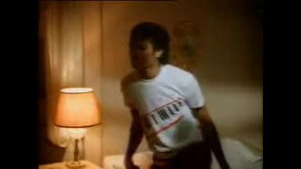 Beat It - Michael Jackson + (превод)