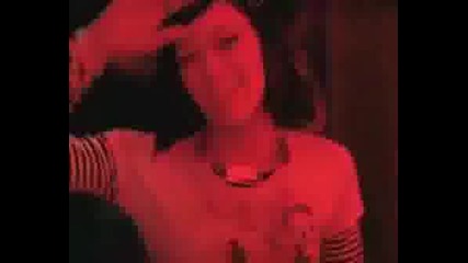 Hilary Duff - Wake Up