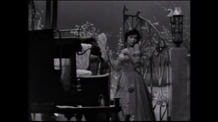 Eartha Kitt - Just An Old Fashioned Girl