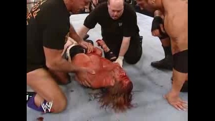 W W E Royal Rumble 2004 Шон Майкълс с/у Трите Хикса мач Последния оцелял част 3 