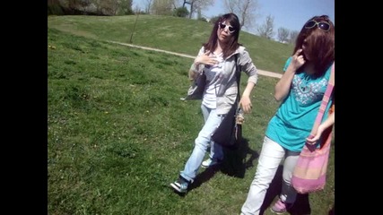 ... u gradinkata :d