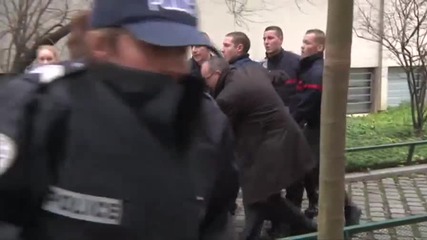 11 души са убити при нападение над френско списание