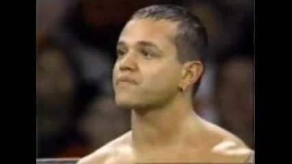 Rey Mysterio Си маха маската 