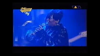  Missy Elliott - Beep Me 911 (live)