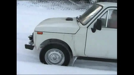 Lada Niva на сняг -37 C