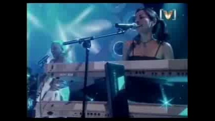 Geri Halliwell-Live