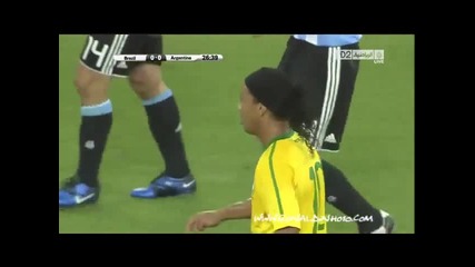 Ronaldinho vs Argentina