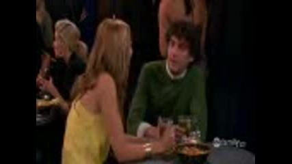 Roommates S01e12 The Trash N Treasures 