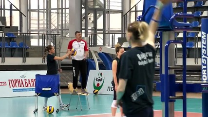 Волейнационалките със здрави тренировки преди мача с Чехия