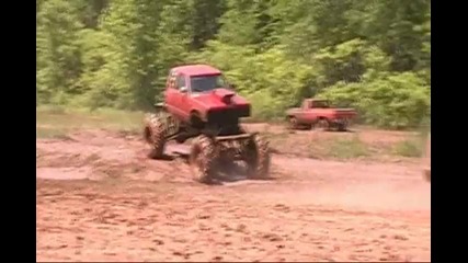 4x4 Mud Trucks at lake Alice Motor sports mudding 2010 