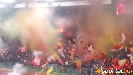 Огненото шоу на ултрасите на Рома на дербито в Италия