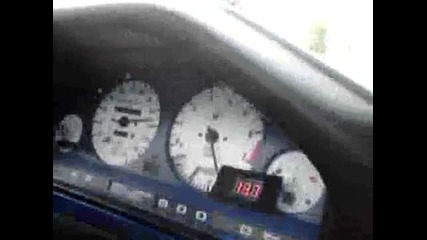 Луда баварка дига от 0 до 270км/ч за 35сек.!!! Бмв