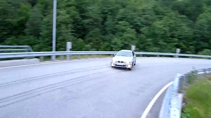 Bmw 528i E39 Drift[1]