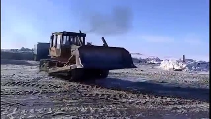 Дрифт със трактор