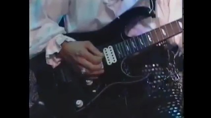 Now I'm Here - Brian May, Gary Cherone, Steve Vai, Joe Satriani