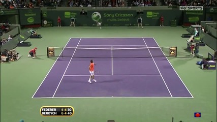 R. Federer - Amazing rally (hd) 