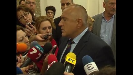 Според Бойко Борисов не е нормално кметът на Варна и министър-председателят да не могат да се свържат и да си говорят
