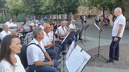 Бургаският духов оркестър (Burgas Big Band) - Начало на концерта - 11 юли 202
