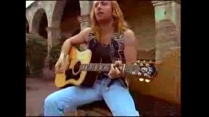 Def Leppard - Miss You In A Heartbeat (official Music Video)