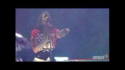 Rihanna - Shut Up And Drive Live