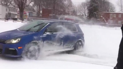 Golf R snow drift