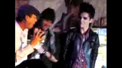 Tokio Hotel in Tw (do funny face) 1