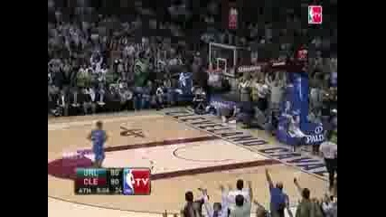 Lebron James Explodes on the Break for the Hammer Jam