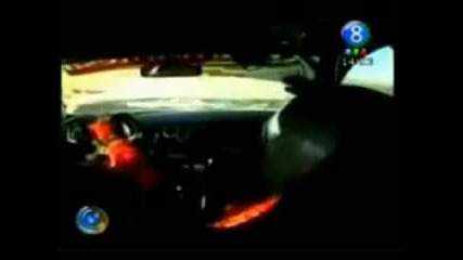 Леко само да не блъснеш коня