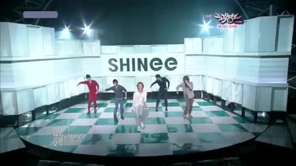 Shinee - Hello ~ Music Bank (oct. 01.10)
