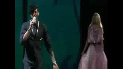 Usher Performance - Whats your name&yeah(victoria secret 2008)